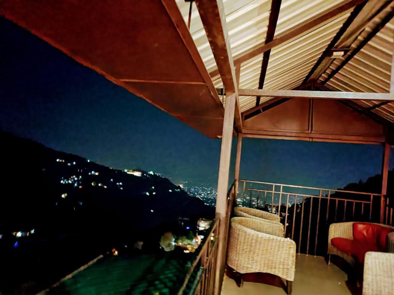 King Castle Mcleodganj-Centrally Heated And Air Cooled- Near Mall Road - Free Parking Дармсала Экстерьер фото