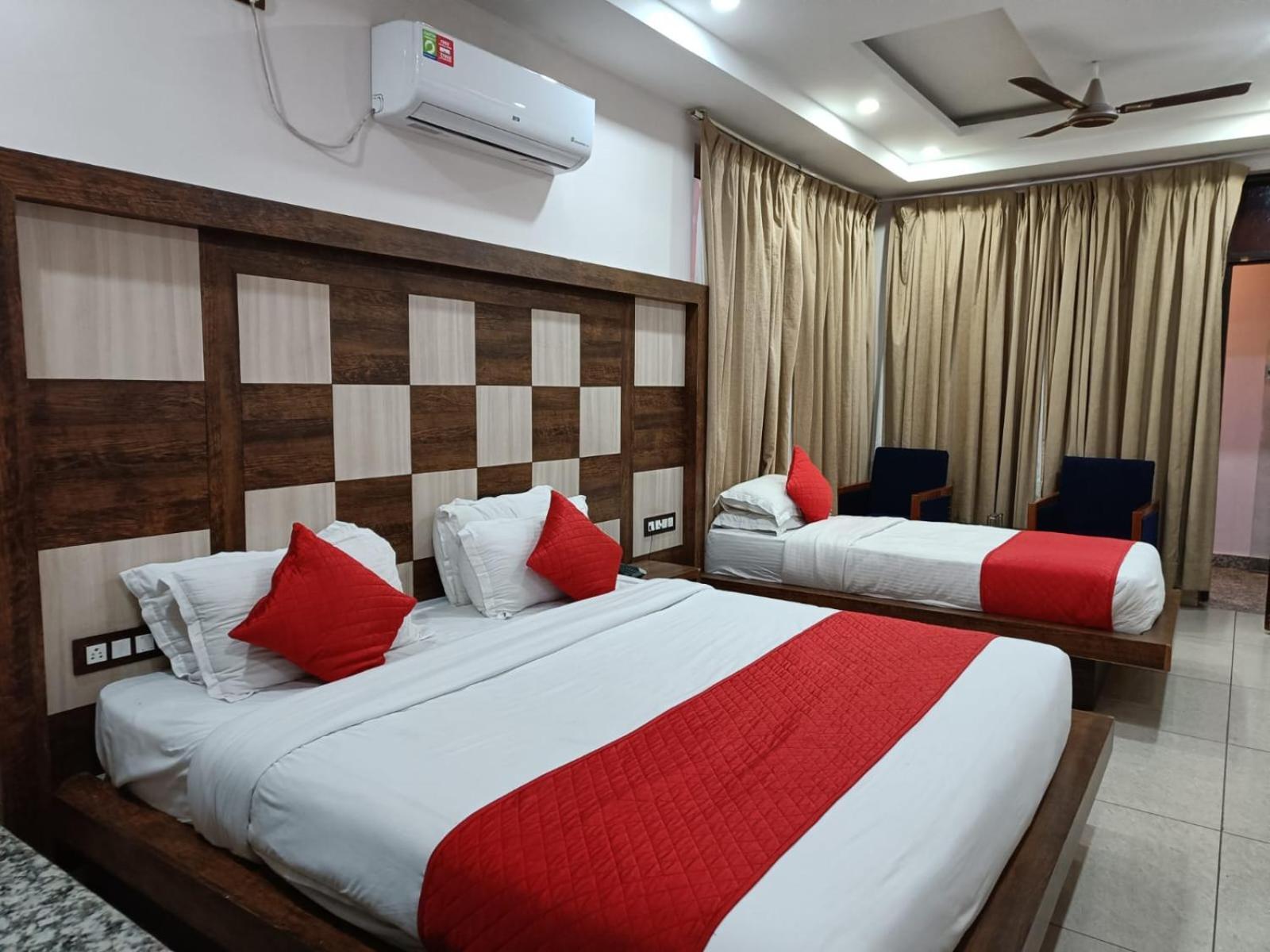 King Castle Mcleodganj-Centrally Heated And Air Cooled- Near Mall Road - Free Parking Дармсала Экстерьер фото