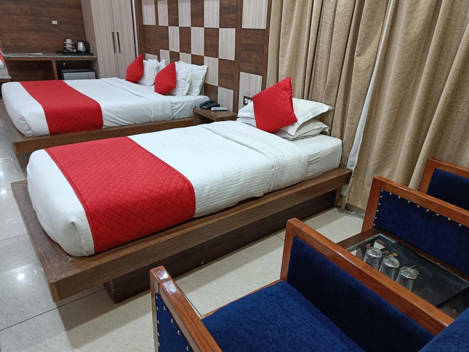 King Castle Mcleodganj-Centrally Heated And Air Cooled- Near Mall Road - Free Parking Дармсала Экстерьер фото