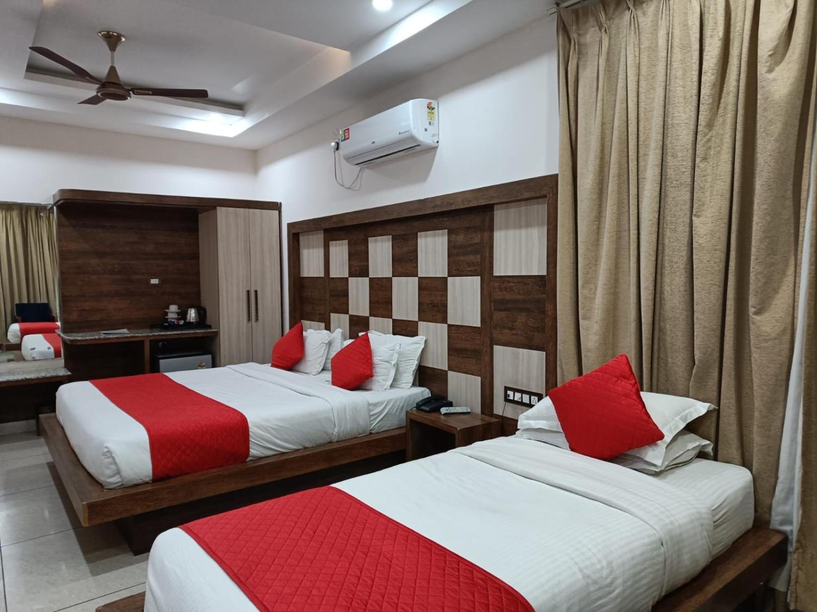 King Castle Mcleodganj-Centrally Heated And Air Cooled- Near Mall Road - Free Parking Дармсала Экстерьер фото