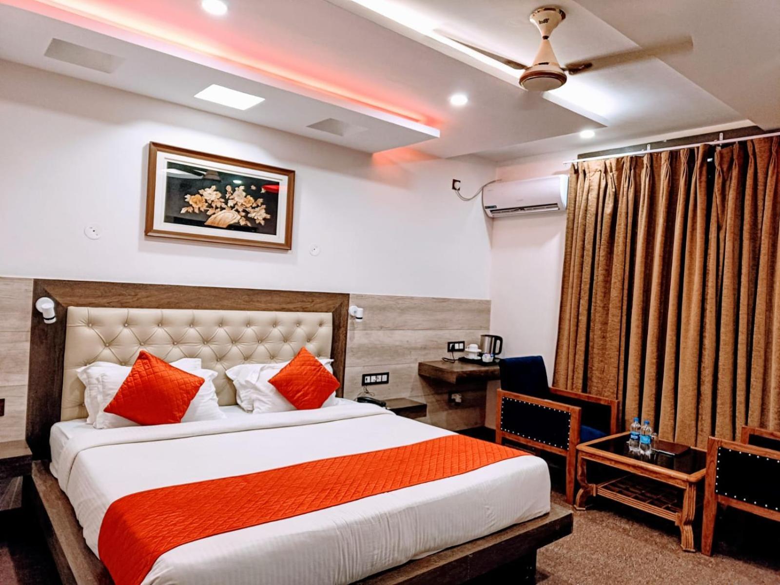 King Castle Mcleodganj-Centrally Heated And Air Cooled- Near Mall Road - Free Parking Дармсала Экстерьер фото